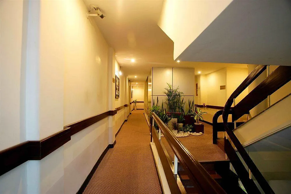 Ttc Hotel Deluxe Airport  Ho Chi Minh City