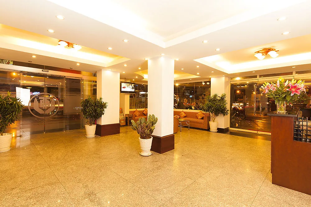 Ttc Hotel Deluxe Airport